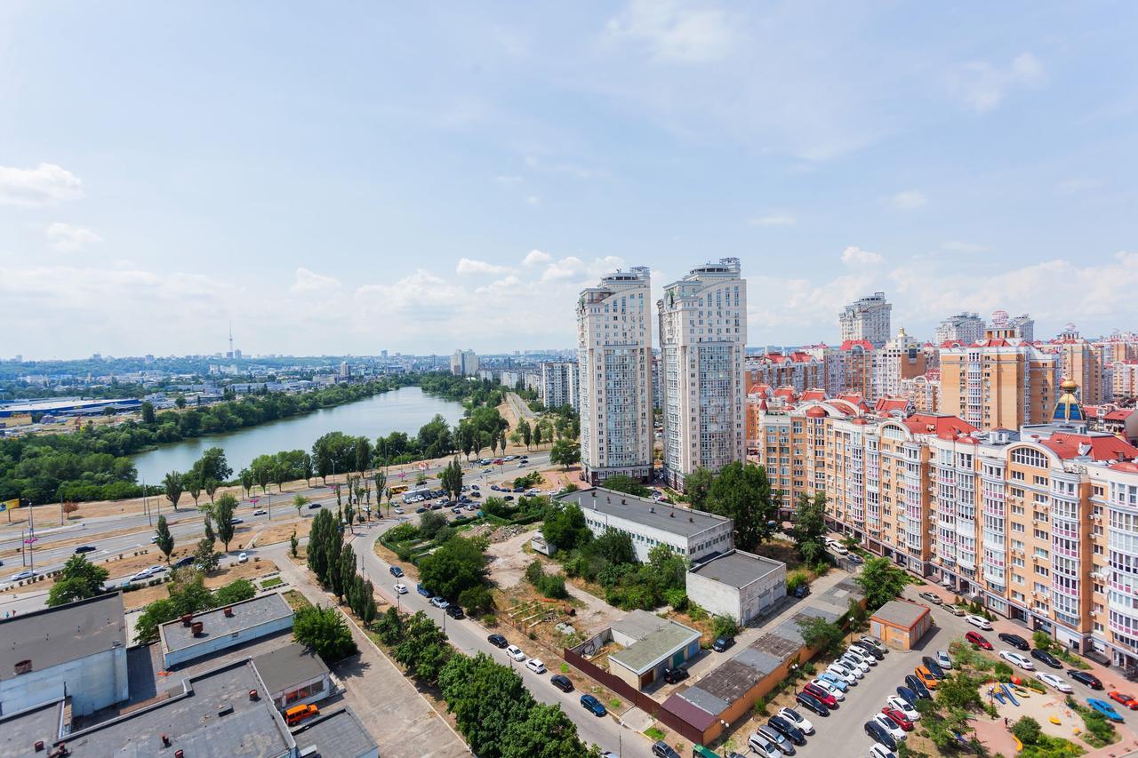 Stylish Views Apartments In The Parasol. Parus .Obolonskaya Embankment 키예프 외부 사진